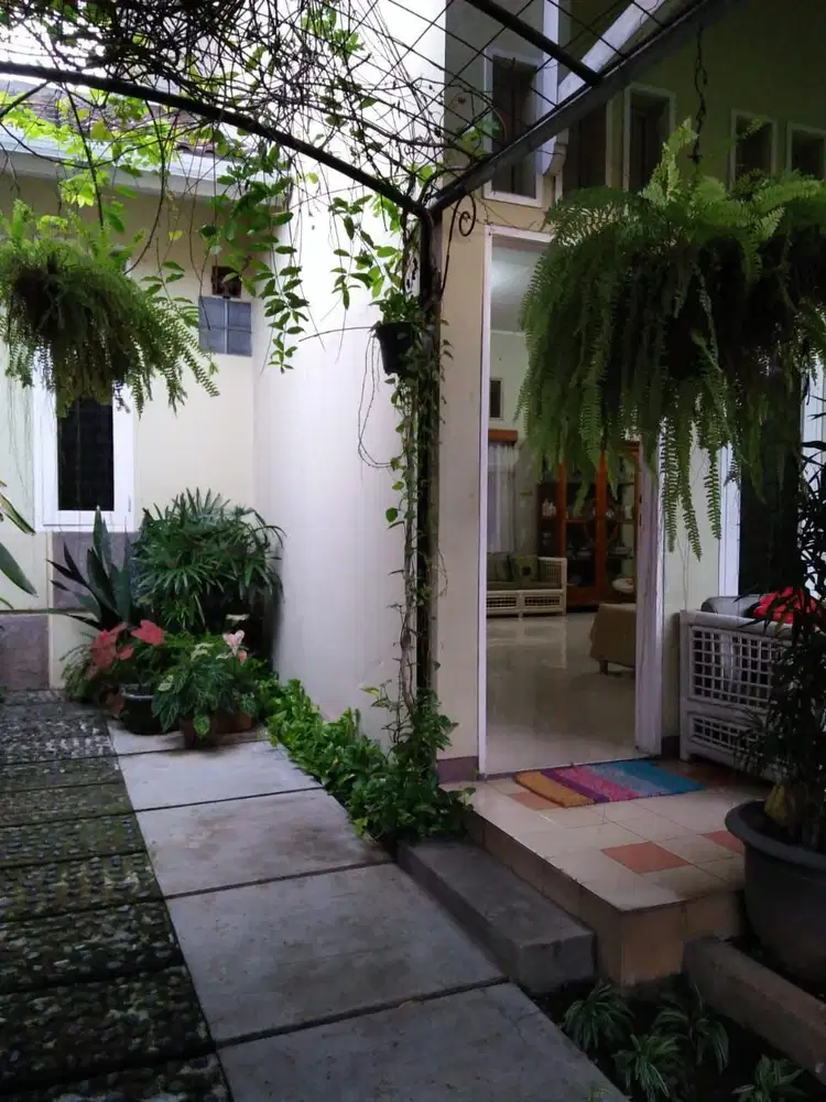 JUAL CEPAT RUMAH CANTIK 1 LT DI KAV DUREN SAWIT JAKARTA TIMUR