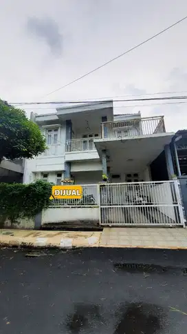 rumah cantik murah di kemang pratama bekasi kota