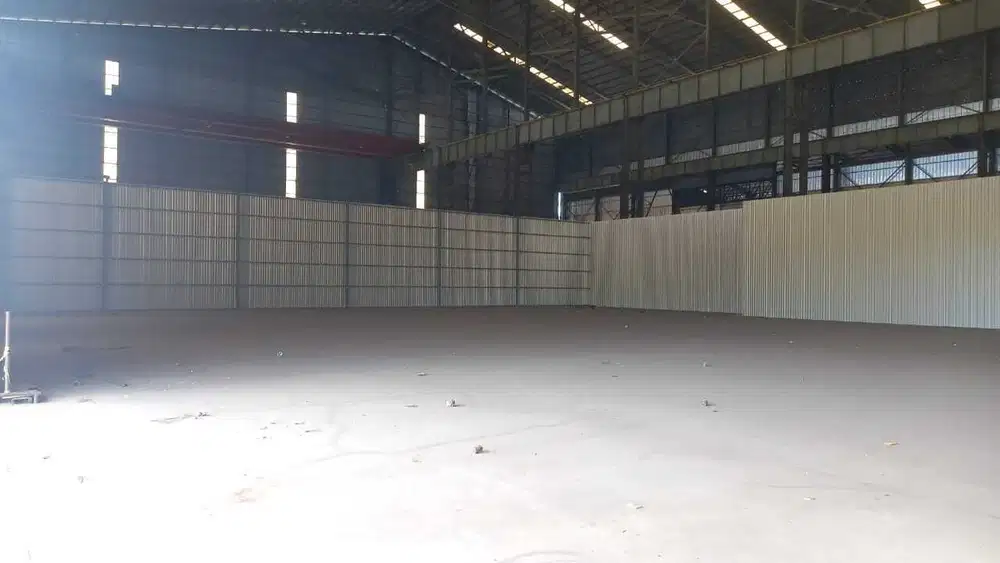 Di sewakan gudang daerah Tambun selatan Jl.Raya Bekasi Jatimulya