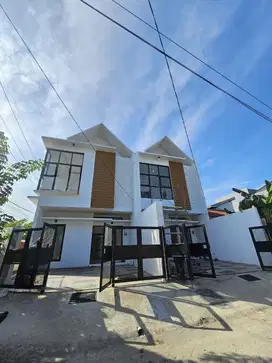 Baru Gress Rumah Darmo Harapan Indah dekat Sukomanunggal