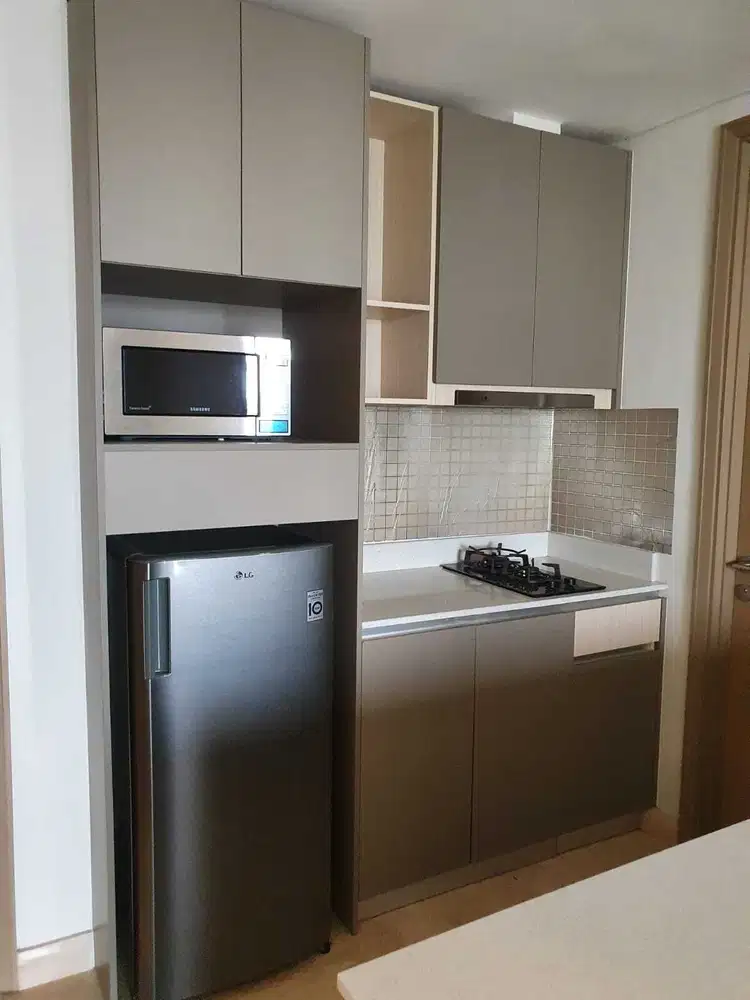 fully furnish ,disewakan apartemen goldcoast pik type 2br 90m2