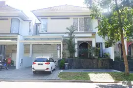Dijual Cepat Rumah Mewah Permata Jingga Furnish dekat Kampus UB Malang