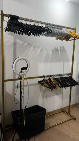 Perlengkapan live