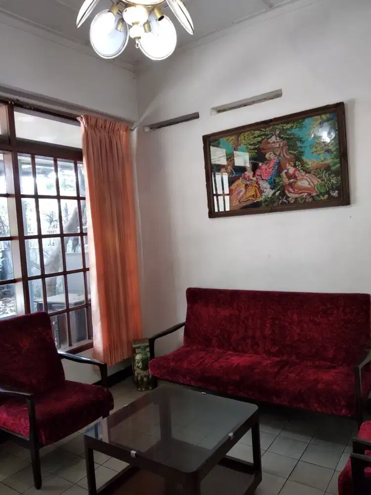 Rumah Hitung Tanah di Mainroad Talaga Bodas