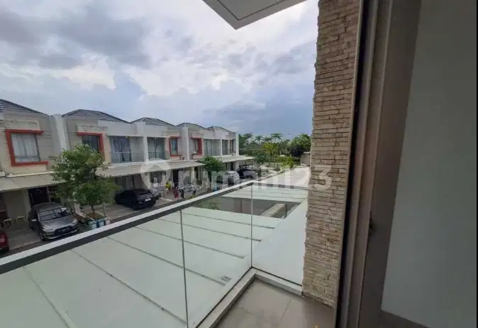 Rumah 2 Lantai Bagus Cluster Hawaii Pantai Indah Kapuk 2 Jakut