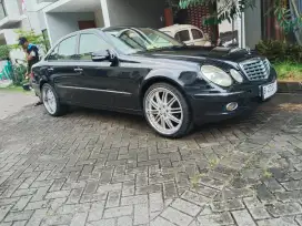 Dijual mercy w 211 e 230