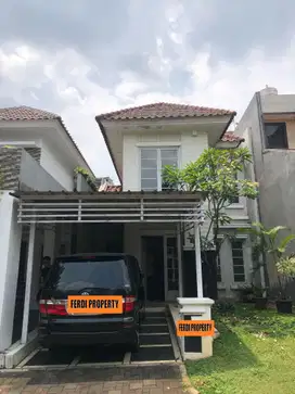 Dijual cepat rumah 2 lantai di Legenda Wisata Cibubur