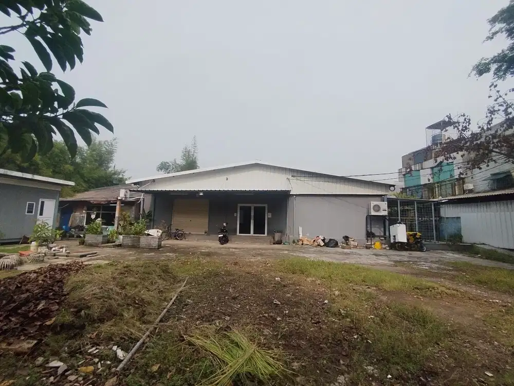 Disewakan Lahan Tanah di Pinggir Jalan Utama Kembangan Jakarta Barat