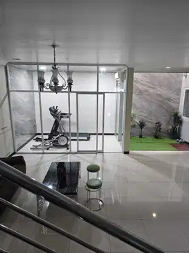 RUMAH FULL RENOVASI AKSES JALAN UTAMA HARGA PALING MURAH DI DAAN MOGOT