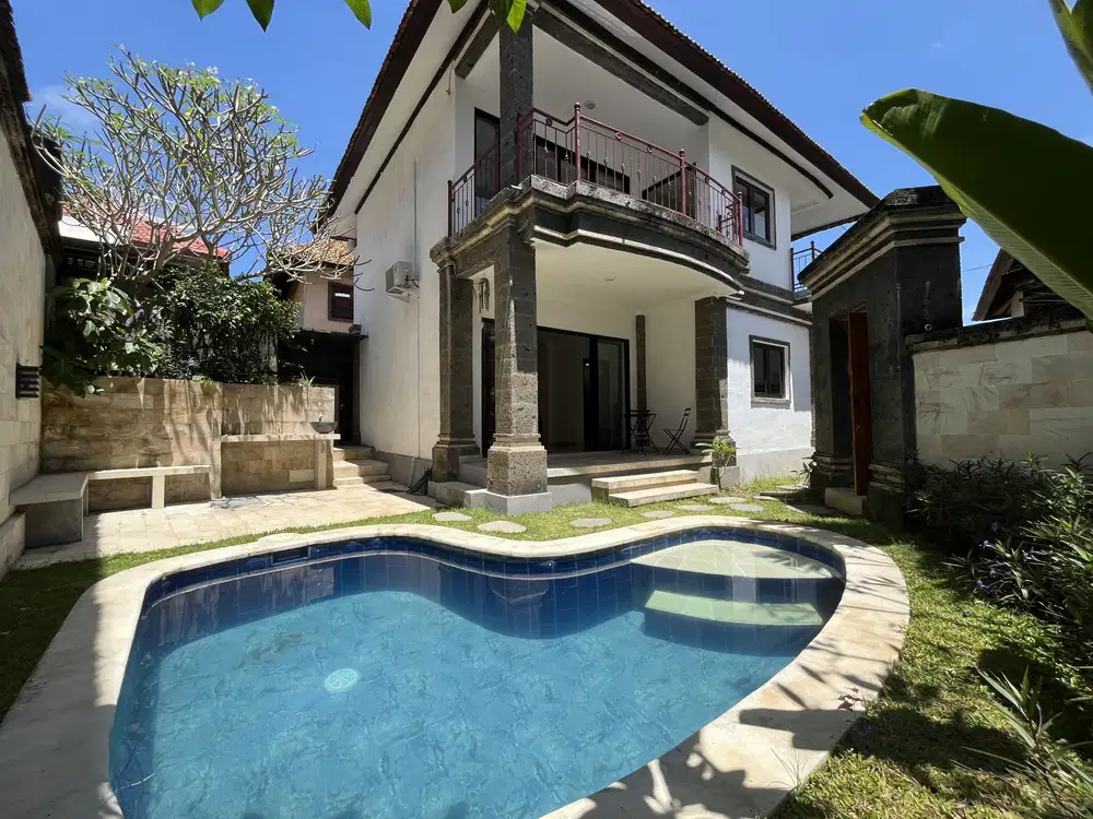 Villa 2 Lantai dekat Pantai