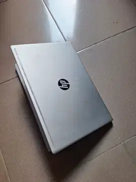 Bismillah dijual laptop hp slim reyzen 5 ram 8gb siap pakai