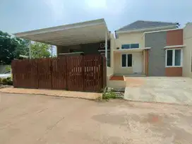 RUMAH DIJUAL 500JUTA   TANAH LUAS AKSES 2 MOBIL  8 MNT KE TOL JATIASIH