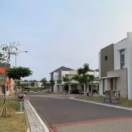 disewakan cepat rumah pik 2 hoek cluster danau ukuran 6x10