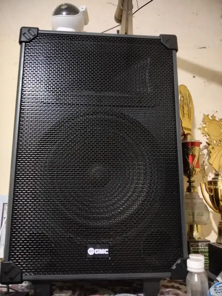 Speaker bluetooth
