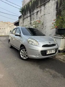 Nissan March XS Matic Th 2012