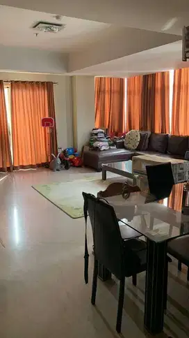 Dijual 3BR + 1 Apartemen Royal Mediterania