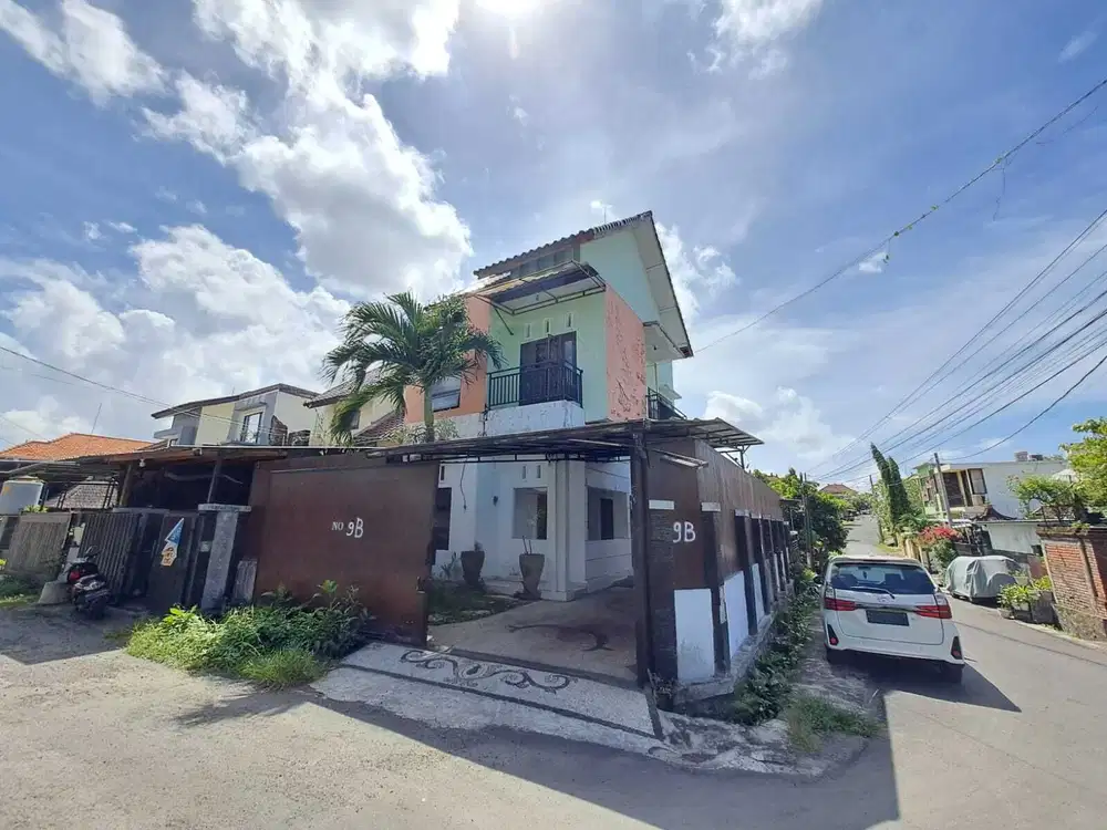 Dijual Rumah 3 Kamar Tidur dengan Private Pool di Padangsambian