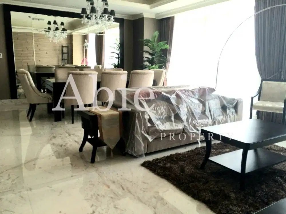 For Rent Apartment Botanica size 195