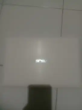 Laptop x200m layar 12 inch