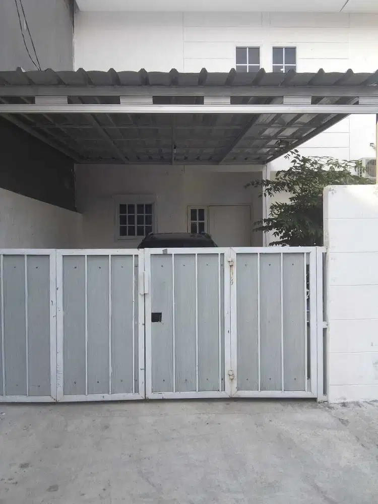Rumah Gandeng di Bintara, Bekasi Barat