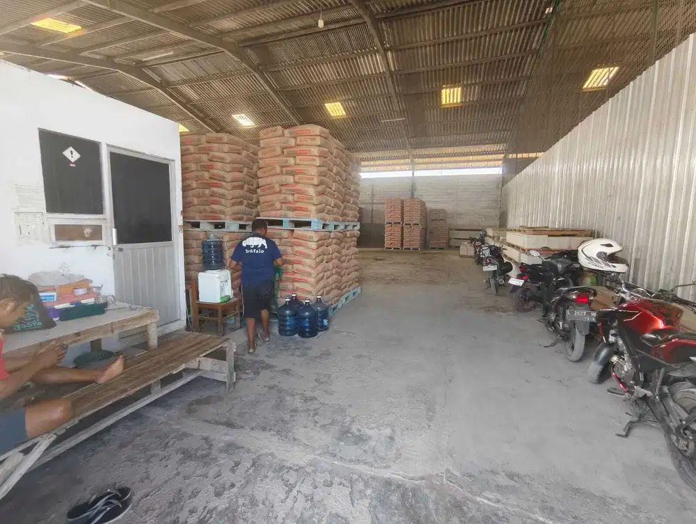 Gudang Raya sukomanunggal dekat margomulyo tandes pelabuhan perak