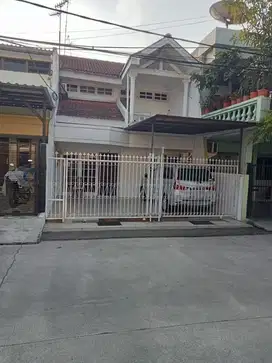 Rumah Siap Huni di Kelapa Gading Lokasi Strategis