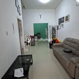DIJUAL RUMAH JALAN ABADI KOMPLEK KINGSTONE PALACE - SUNGGAL