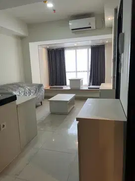 Disewakan Apartemen Westwood Furnished 1BR 45sqm Bagus dan Nyaman