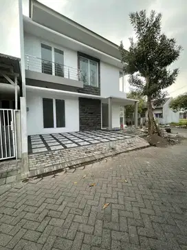 rumah baru renov, citraland surabaya