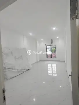 DIJUAL RUKO JALAN MEDAN UTARA KOMPLEK MENTARI LAFAYETTE | DAERAH TEMPU