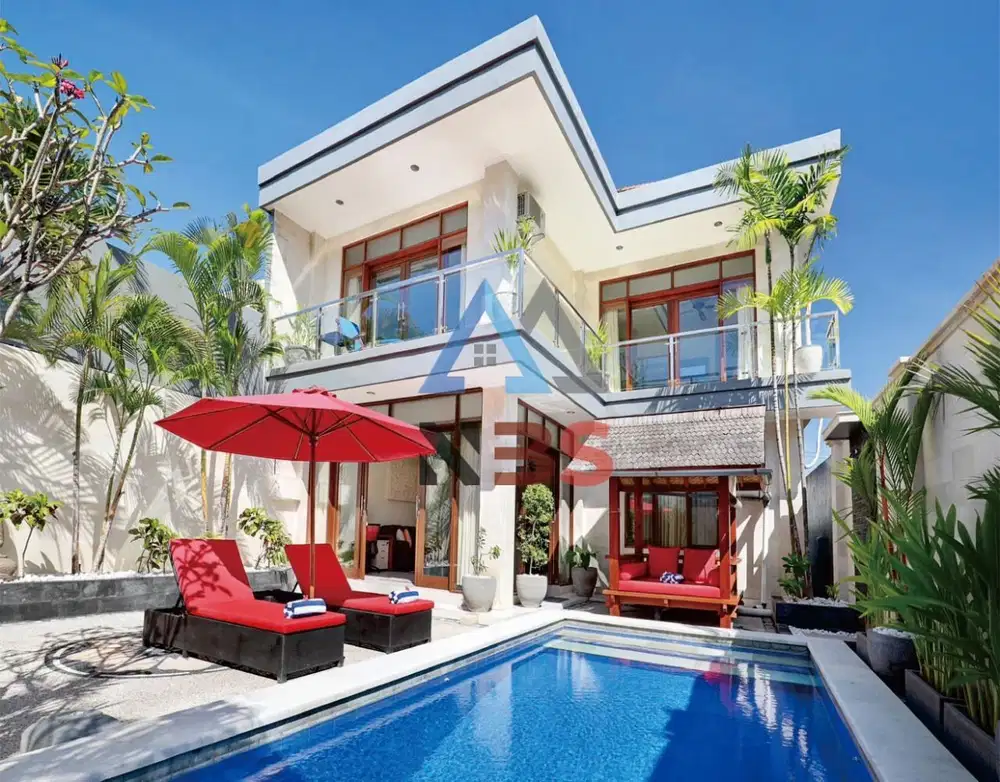 DIJUAL VILLA CANTIK LOKASI SEMINYAK
