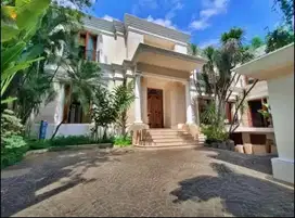 Dijual Rumah Mewah Tulodong Kebayoran Baru Jakarta Selatan