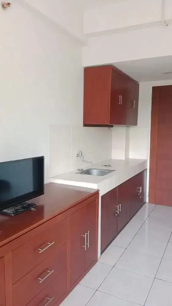 DIJUAL APARTEMENT BAGUS SIAP HUNI LOKASI STRATEGIS COSMOPOLIS SURABAYA