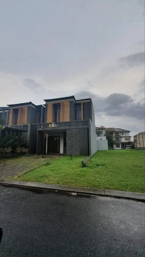 Dijual Rumah Kondisi Terawat Sutera Renata Cluster Alba Alam Sutera