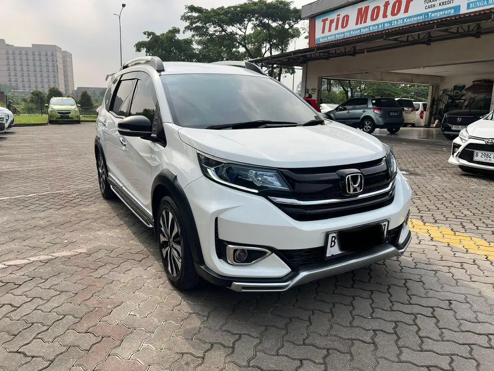 Honda BRV Prestige 2019 Putih AT CVT Facelift Istimewa
