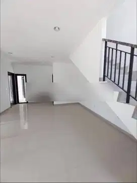 Disewa Murah Rumah Pik2 Cluster Denver Uk 8x15 Kosongan 4 + 1 Kt