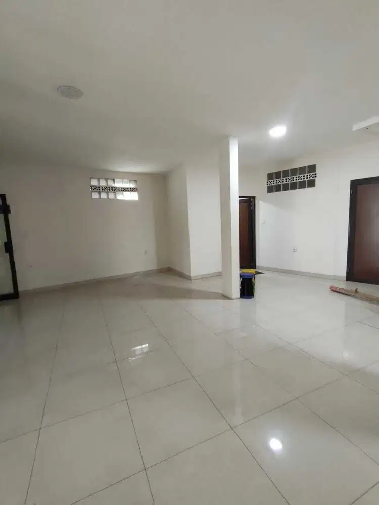 DIJUAL RUKO EX APOTEK MAIN ROAD RAMDHAN BANDUNG