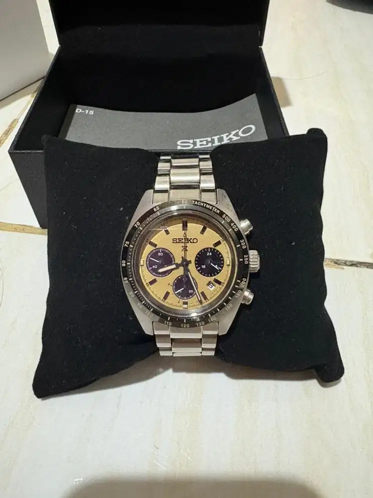 Seiko prospex SSC817P1 speedtimer gold