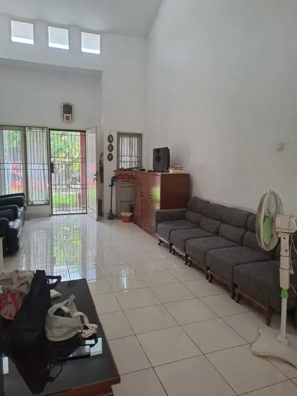 Dijual rumah dekat Summarecon di Ifolia Harapan Indah Bekasi