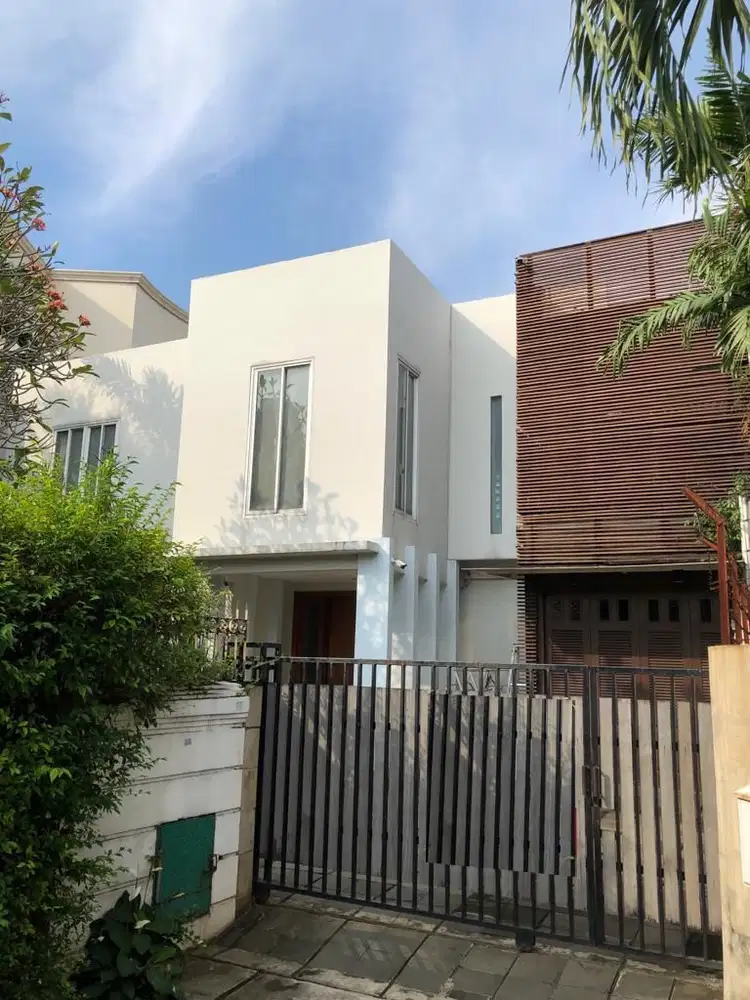 Dijual Cepat Rumah Tulodong Bawah di Kebayoran Baru, Jakarta Selatan