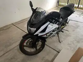 Ninja RR SE hitam putih 2015