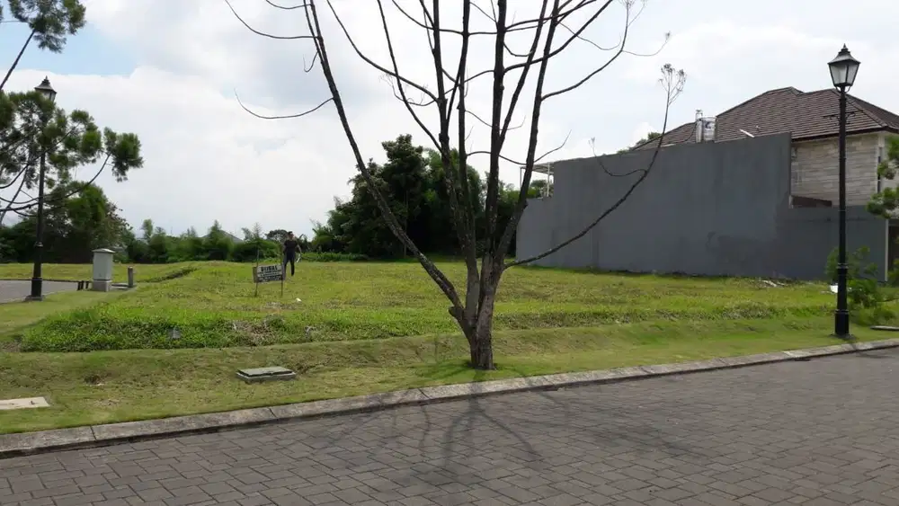 Tanah Kavling Cluster Kota Baru Parahyangan View Danau