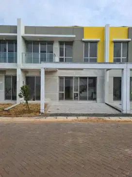 Rumah Pantai Indah kapuk 2 type 8x10 cluster danau favorit termurah
