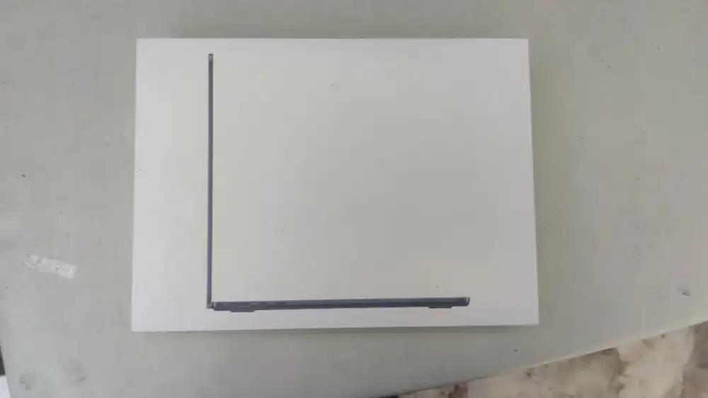 Kardus/Box Macbook Air 13inch M2 Original.