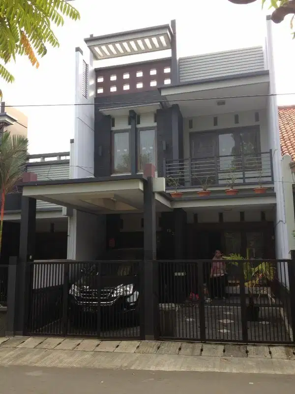 Dijual rumah di Jalan Cengkir Kavling DKI Pondok Kelapa Jakarta