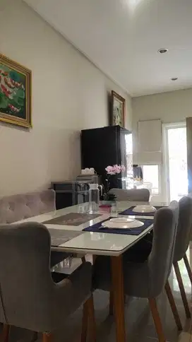 Rumah bagus 3 kamar Cluster Garnet PHG Gading Serpong