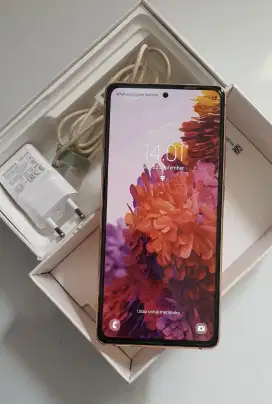 Samsung S20 fe 8/128 SEIN, Fullset, no minus tag s21 s22 note 10