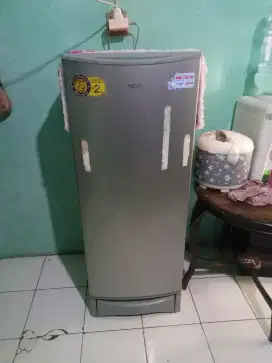 Kulkas aqua 1 pintu segel