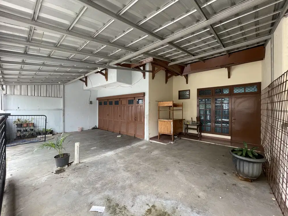 Dijual cepat termurah BU rumah luas strategis di Jatibening Bekasi