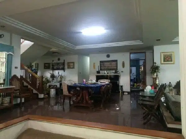 Rumah Siap Huni Perli direnovasi Di Cipedes Ref.04836